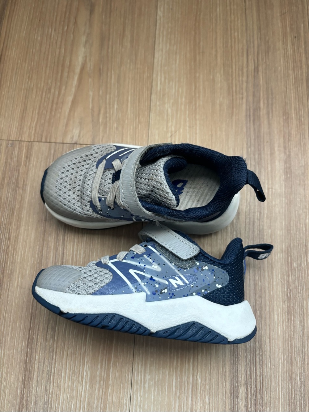 New Balance Kids' Rave Run v2 size 6C